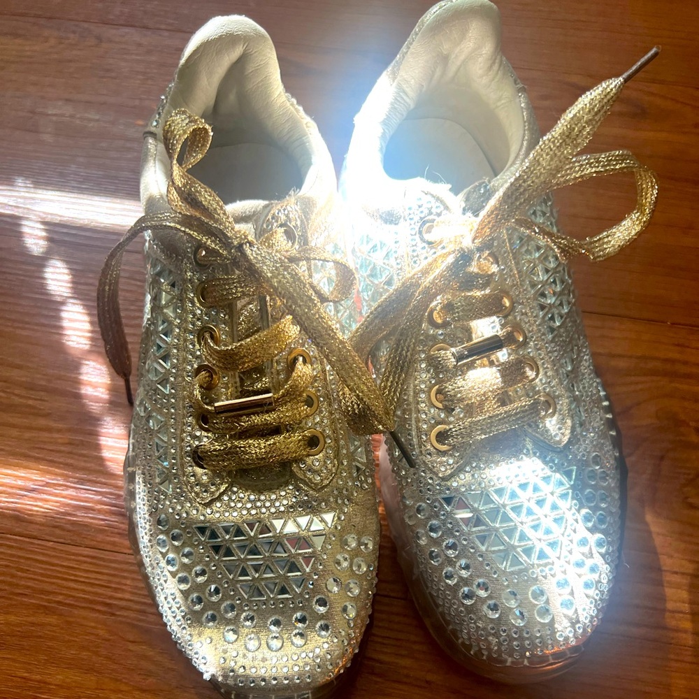 Rhinestone sneakers size 7.5